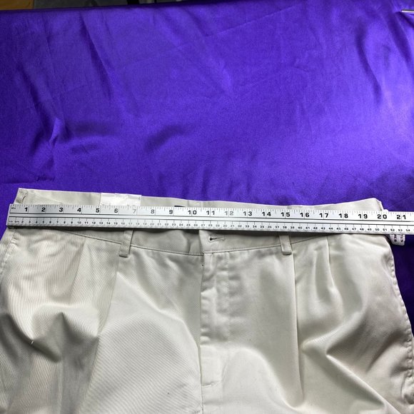 NWT 📌Izod Wrinkle Free Classic Cotton Pants - Picture 6 of 12